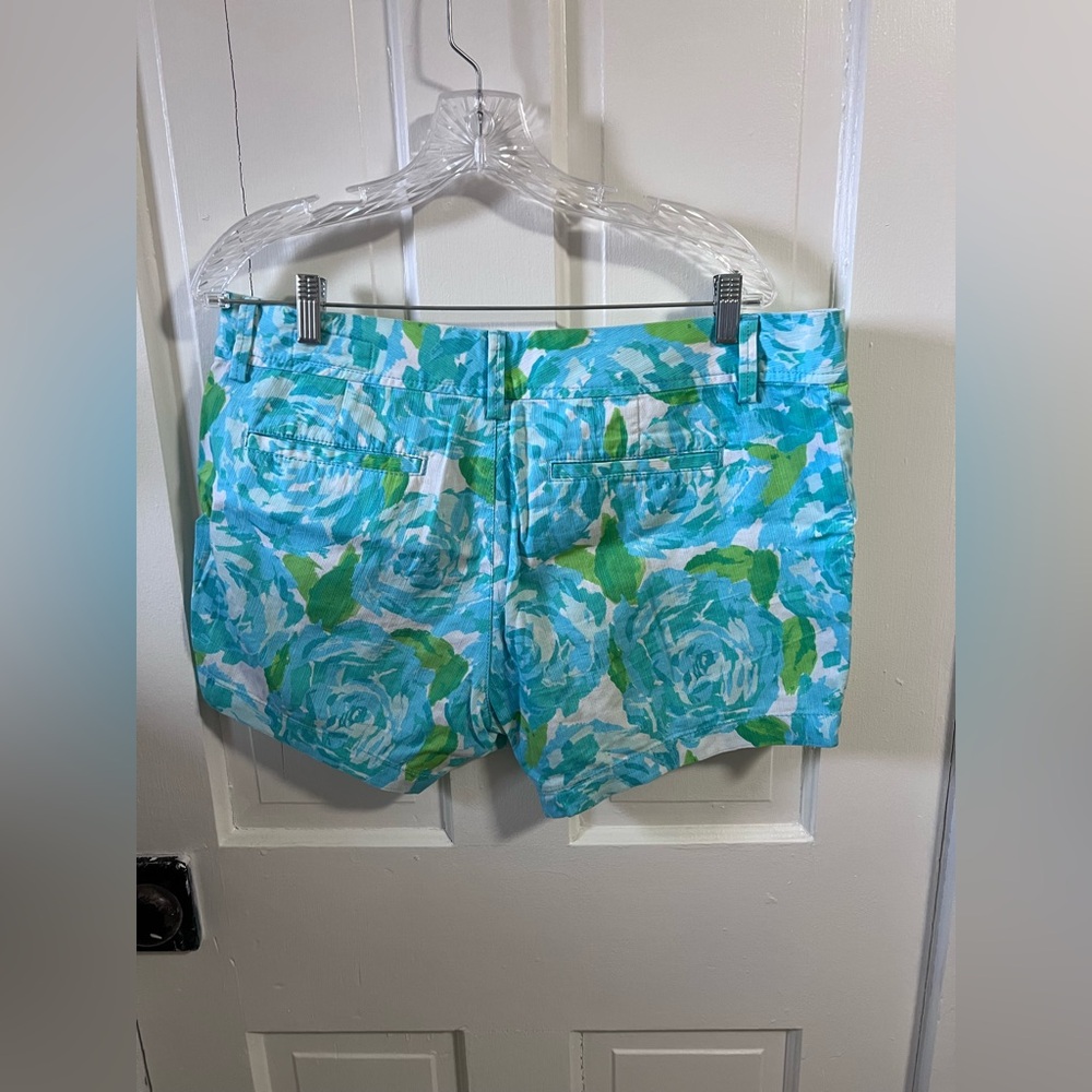 Lilly Pulitzer size 12 Callahan shorts in First Impressions blue - Picture 2 of 5